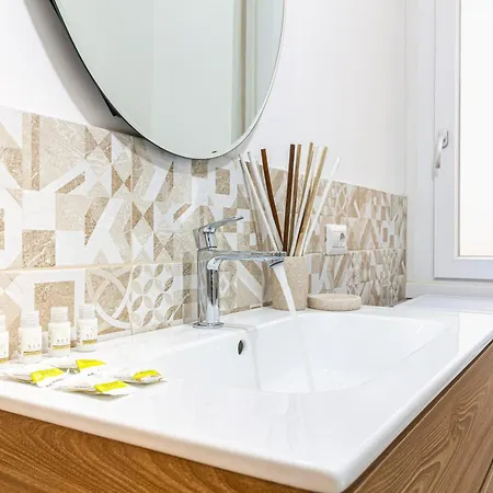 Apartment Acquabella By Houset